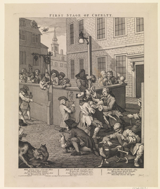 Gruppe von Menschen und Tieren versammelt vor einem Gebäude mit Fenstern, einem Laternenmast und einem Himmel im Hintergrund, mit dem Text "Erste Stufe der Grausamkeit" unten.