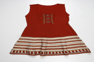 Hailey Bieber ist '90s-Stil-Ikone in silberner Spitze bei Time 100 Gala