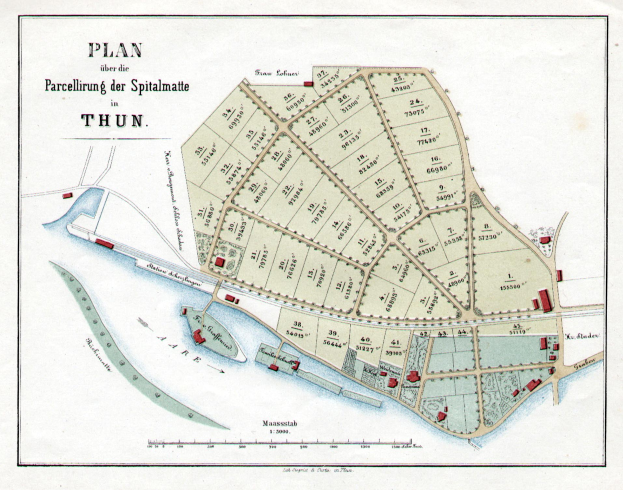 Ein detailliertes altes Stadtplan von Thun, Deutschland, der Straßen, Gebäude und Sehenswürdigkeiten mit Textanmerkungen zeigt.