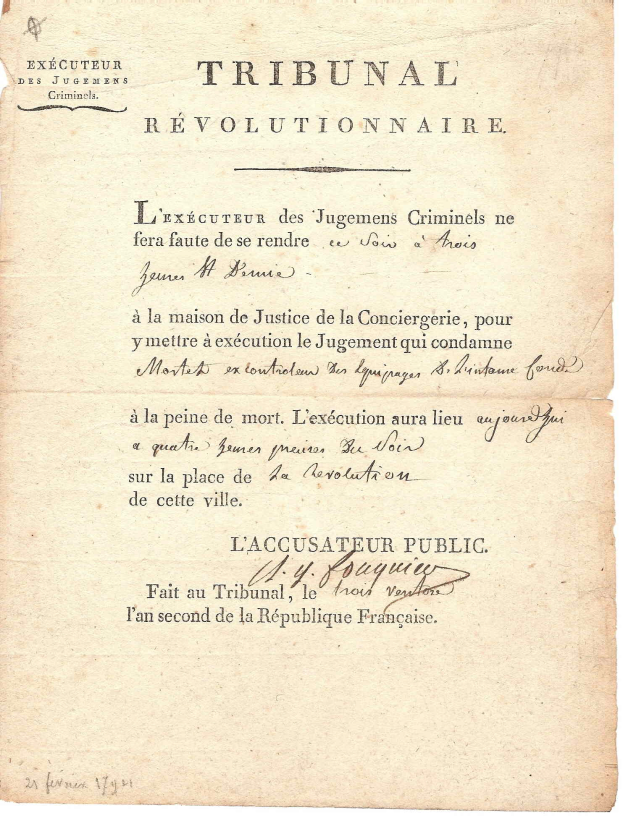 Ein vergilbtes, altes Dokument mit der Überschrift "Tribunal Révolutionnaire", das die Hinrichtung von Jugemens Criminels in Frankreich beschreibt.