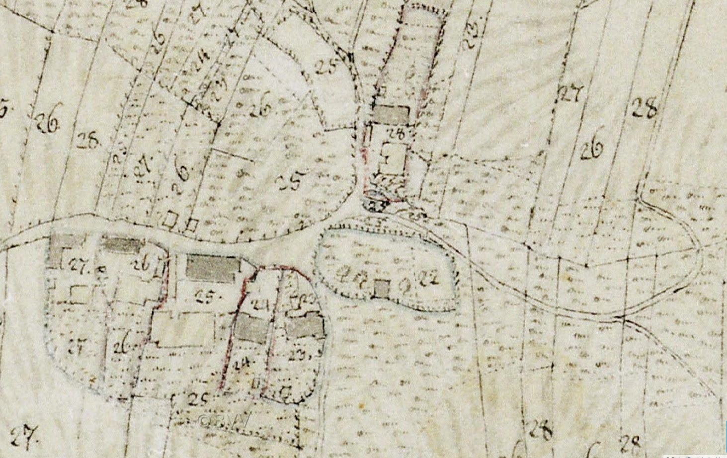 Detailierte alte Stadtkarte, die den geplanten Entwicklungsstandort mit nummerierten Gebäuden, Straßen und Textanmerkungen zeigt.