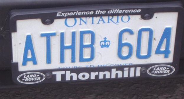 Ein Kennzeichen mit der Aufschrift 'A THB 604'.