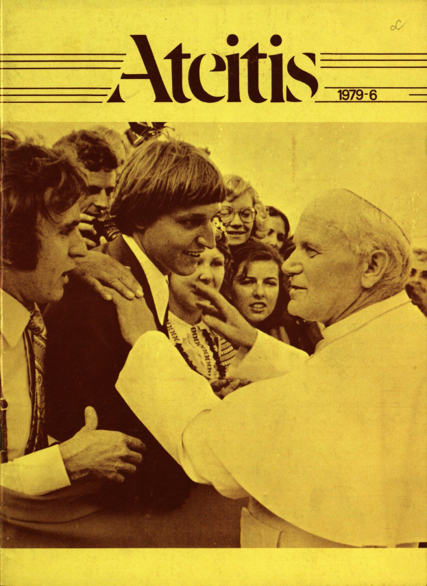 Buchumschlag mit Papst Johannes Paul II. mit dem Text "Atitis 1979-6" umgeben von einer Gruppe von Menschen.
